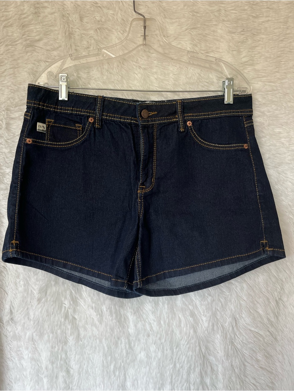 17/21 Exclusive Denim Dark Indigo Jean Shorts - Women's-NWOT